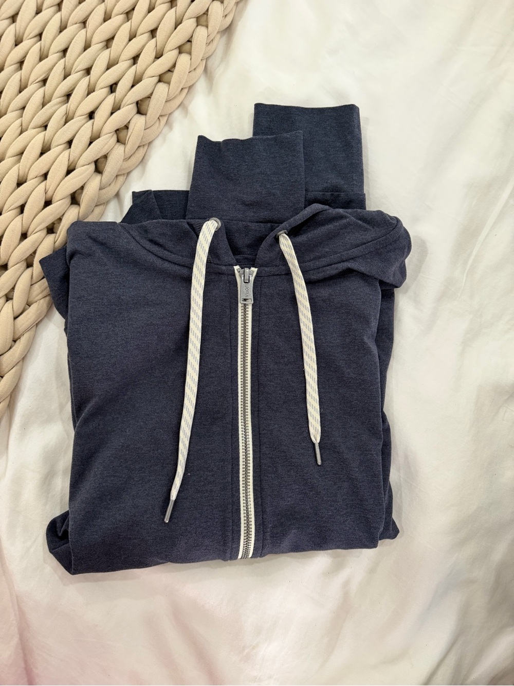 Vuori Women’s Halo Navy Zip Hoodie